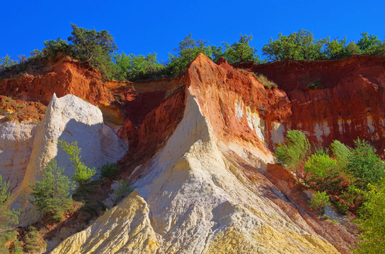 Rustel Ockerfelsen - Rustel ocre rocks 03