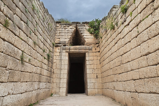 Treasury Of Atreus N Mycenae,Greece