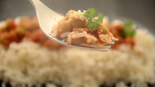 大米和豌豆 Arroz y arvejas 쌀과 완두콩 Pirinç ve bezelye