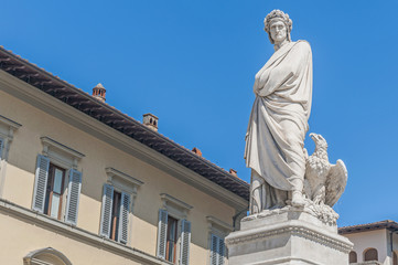 Naklejka premium Statue of Dante Alighieri in Florence, Italy