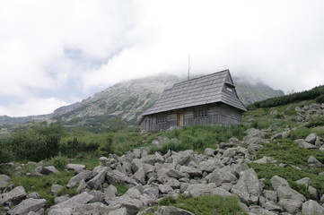 Schronisko na szlaku w górach Tatry