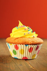 Yellow cupcake