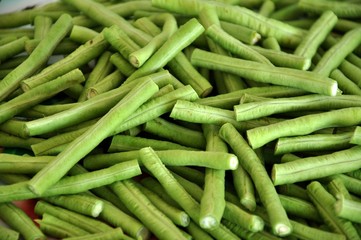Yardlong beans