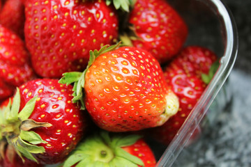 Rotes Obst: Erdbeeren