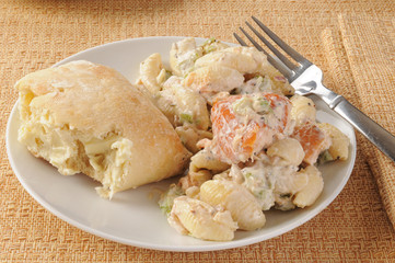 Salmon salad with pasta shells