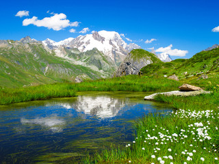 See und Mont Blanc