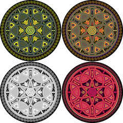 Plate with national Arabian patterns