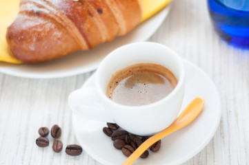Coffee with croissant _ Caffè espresso e brioche alla crema