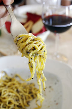 Italian tagliolini with truffe
