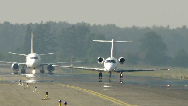 HD - Commercial and passenger planes on the runway