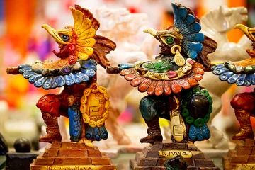 Crédence en verre imprimé Mexique Statues-souvenirs mayas du Mexique