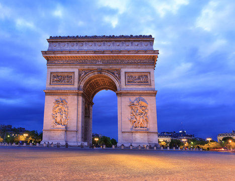 Arc de Triomphe at dusk, Paris