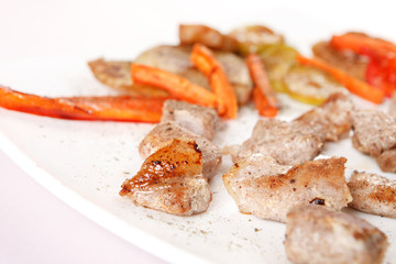meat with grilled vegetables