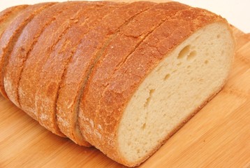 pane toscano tagliato a fette