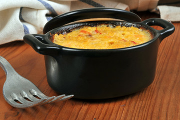 Une cocotte de flan de saumon