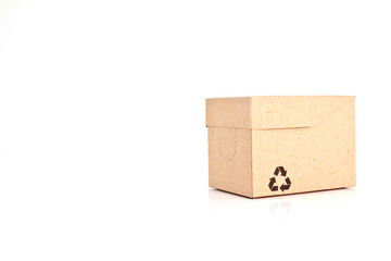 Obraz premium paper boxes with recycle symbol on white background