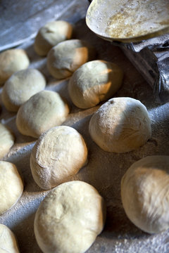 Pain, boulangerie, boulanger, miche, boule, farine, meunier