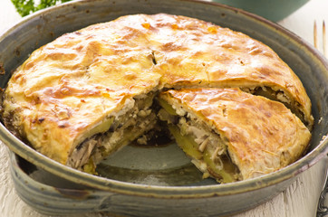 Börek mit Auberginen und Kartoffeln