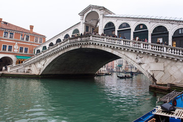 Fototapeta na wymiar Venice Grand canal with gondolas and Rialto Bridge