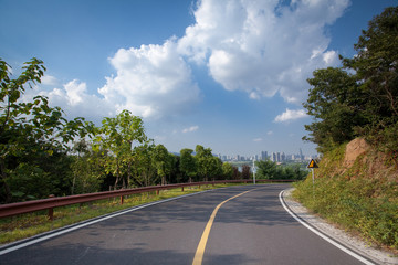 The road under the Blue Sky