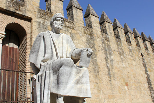 Estatua de Averroes en C&oacute;rdoba - Espa&ntilde;a