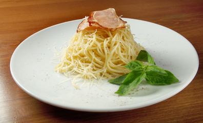 spaghetti carbonara