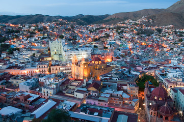 Fototapeta na wymiar Guanajuato at night (Mexico)