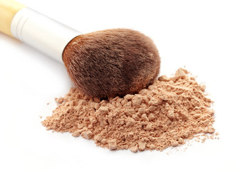 Face powder and brush