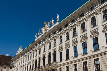 Fototapeta na wymiar Heldenplatz in the Hofburg complex, Vienna, Austria