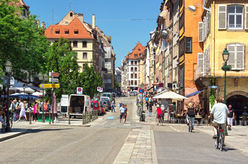 Scène urbaine à Strasbourg.