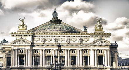 Fototapeta na wymiar Architektura i Zabytki w Paryżu
