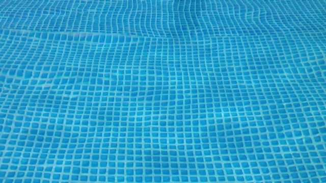 Acqua della piscina