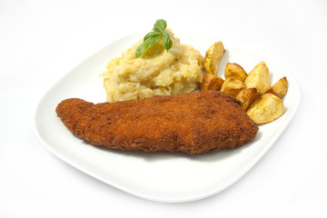 WIENERSCHNITZEL MIT SALAT © Herby Meseritsch