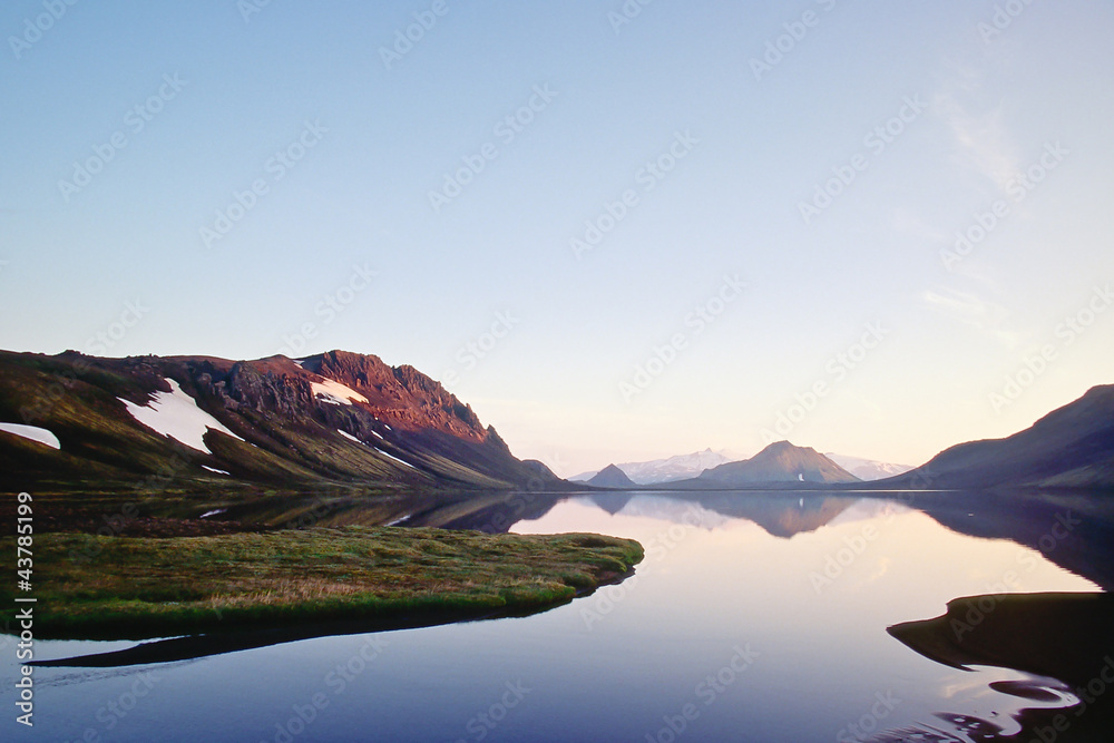 Wall mural alftavatn lake, iceland