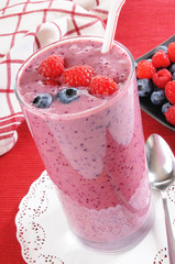 Blueberry raspberry smoothie