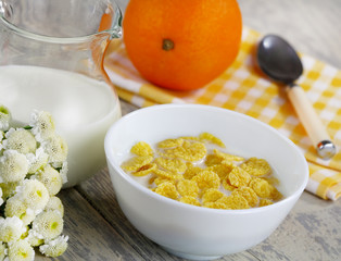 Corn flakes with milk