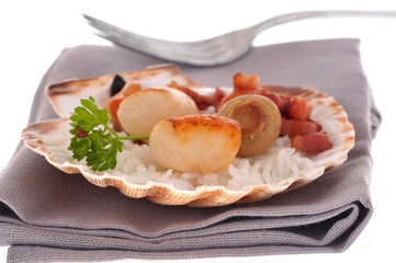Coquilles saint-jacques au menu
