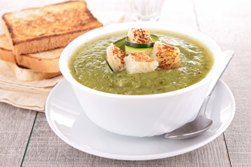green soup and bread