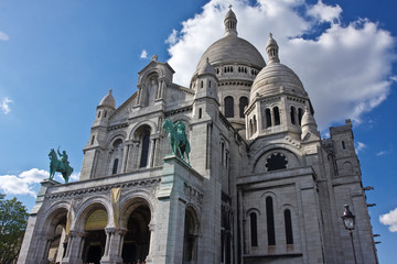 Fototapeta na wymiar Paryża, Sacré-Coeur