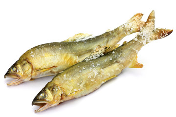 grilling fish with salt of the sweetfish