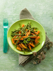 green beans with carrots and oregano salad