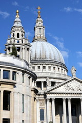 Fototapeta na wymiar Cathédrale St-Paul à Londres