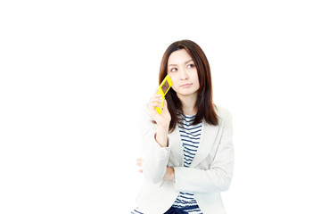 携帯電話を持っているオフィスレディー