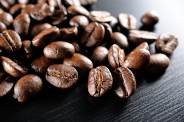 Roasted coffee beans