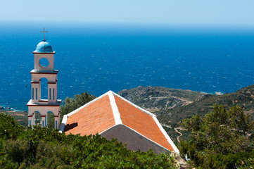 Kirche über dem Meer