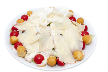 салат из овощей мяса и сыра