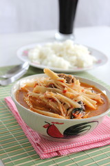 curry Soft bamboo shoots