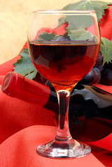 Bicchere di vino rosso