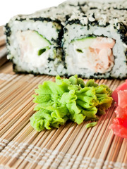 vasabi on bamboo mat