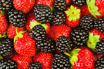 blackberries strawberries closeup